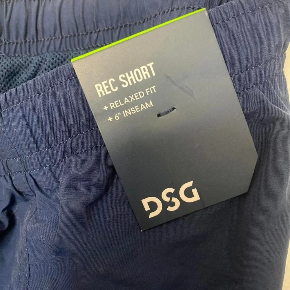 Navy blue DSG rec shorts XL‎